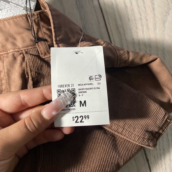 Brown skirt with corduroy pockets - Picture 3 of 4